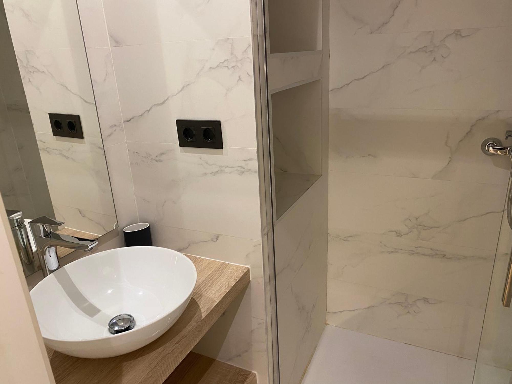 Lujoso Apto Paseo Del Prado Apartment Мадрид Екстериор снимка
